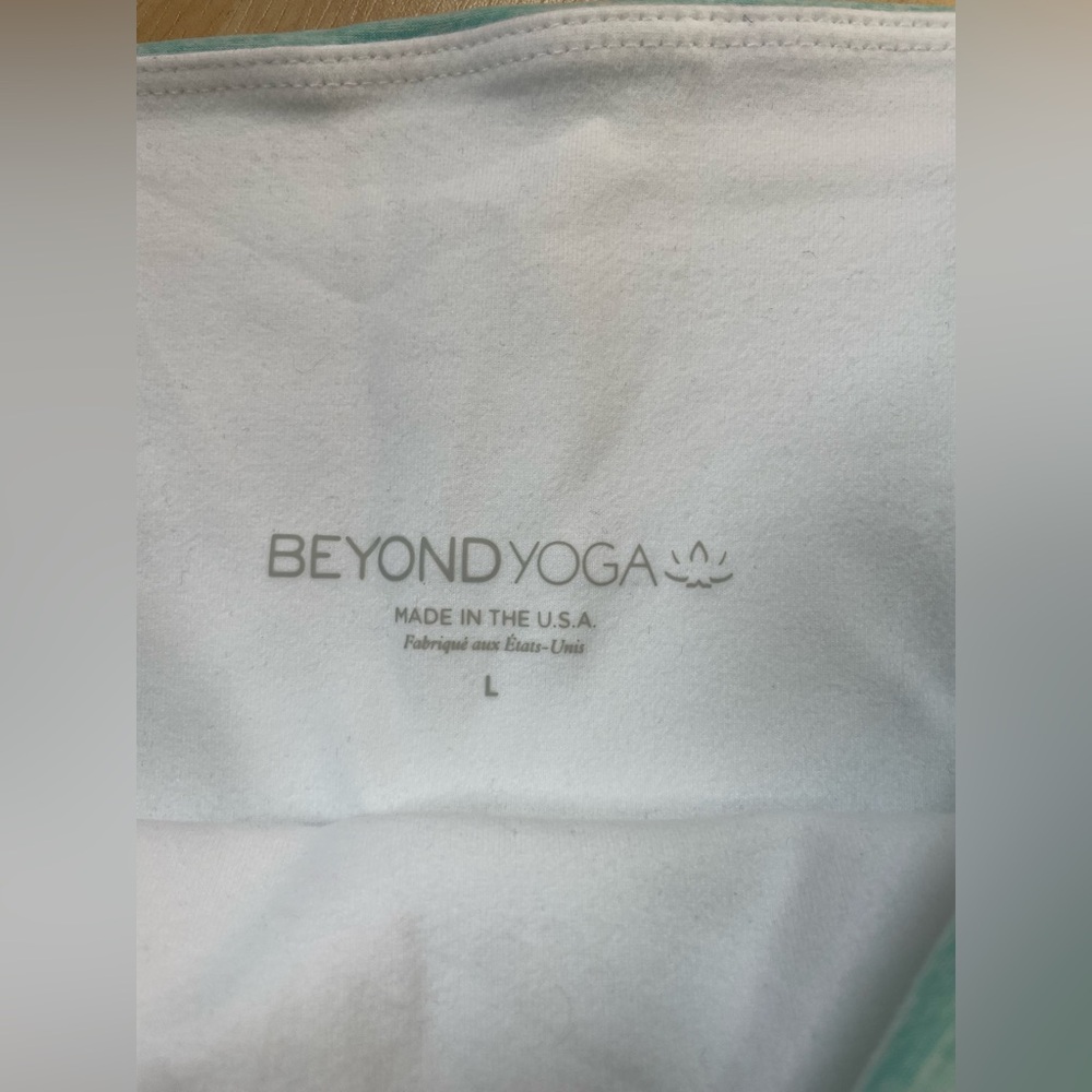 Beyond Yoga Spacedye leggings in Mint and Gray - NWT - Picture 3 of 5